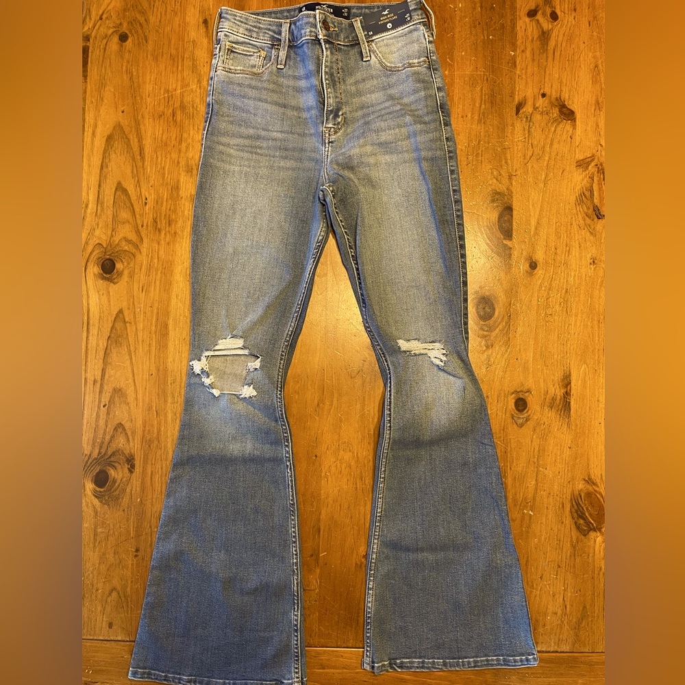 Hollister High-Rise Vintage Flare Jeans